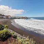Charming Puerto Cruz, Terrace & Pool Access Apartman Puerto de la Cruz